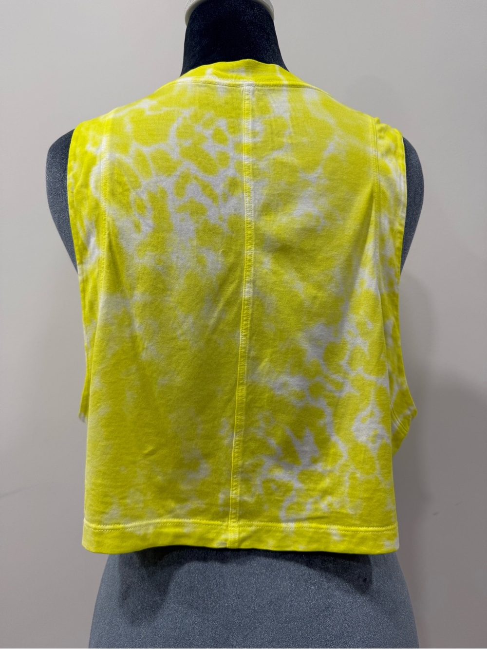Lululemon Cropped Tie Dye Tank Top - Picture 3 of 4